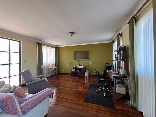 Se vende amplia casa San Pablo de Heredia - Imagen 15