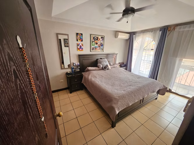 Venta de casa en Residencial Cataluña