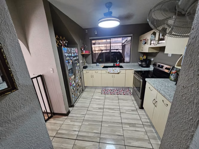 Venta de casa en Residencial Cataluña