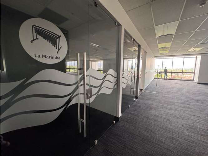 Alquiler de oficinas corporativas en Forum Santa Ana - Imagen 18