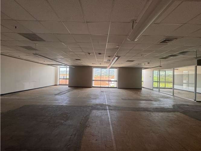 Alquiler de oficinas corporativas en Forum Santa Ana - Imagen 15