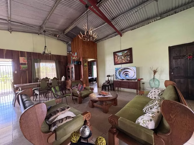 ¡SE VENDE HERMOSA PROPIEDAD EN MUELLE DE SAN CARLOS! - Imagen 15