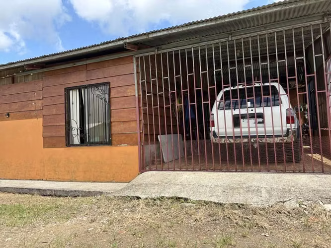 ¡SE VENDE HERMOSA PROPIEDAD EN MUELLE DE SAN CARLOS! - Imagen 13