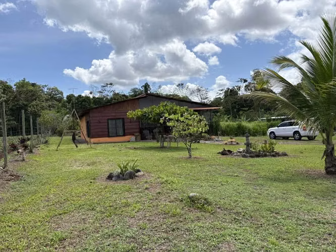 ¡SE VENDE HERMOSA PROPIEDAD EN MUELLE DE SAN CARLOS! - Imagen 11
