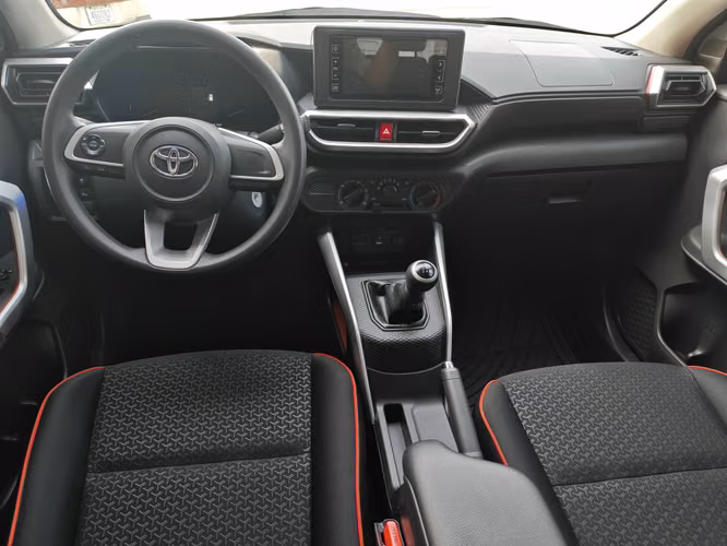 Toyota Raize E, Manual, mod 2023mOTOR 1200CC - Imagen 10