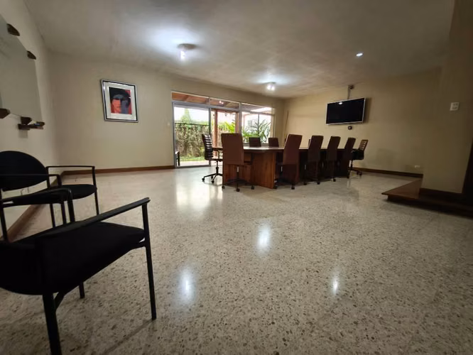 Alquiler casa en Curridabat - Imagen 4