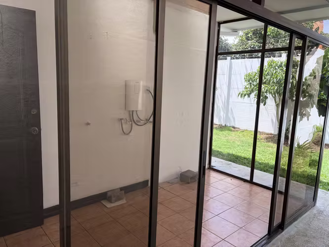 Oportunidad Casa en Venta - San Pablo de Heredia.