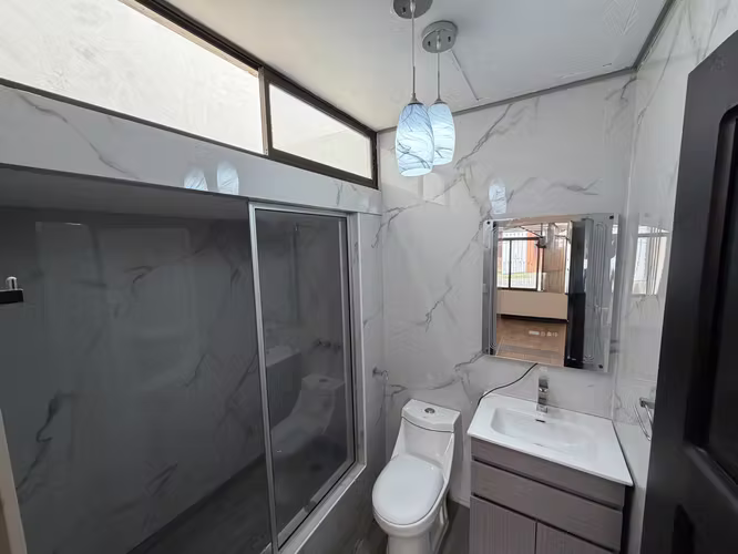 Oportunidad Casa en Venta - San Pablo de Heredia.