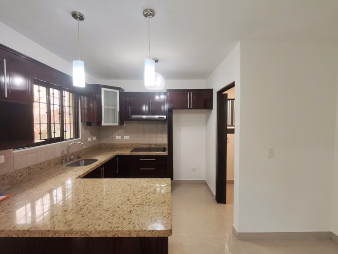 Se vende apartamento en primera planta en Santa Ana Centro. - Imagen 4