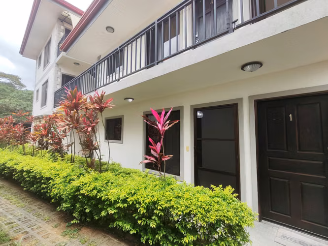 Apartment for sale on the first floor in Santa Ana Centro.