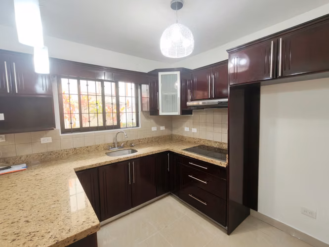 Se vende apartamento en primera planta en Santa Ana Centro. - Imagen 5