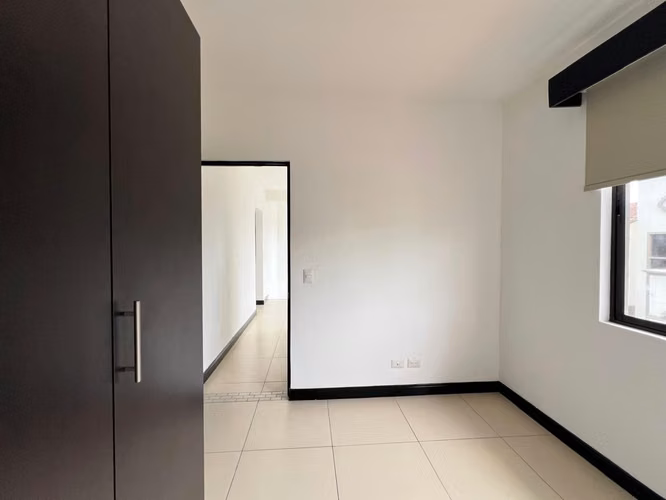 Venta de Casa moderna en Heredia, Ulloa