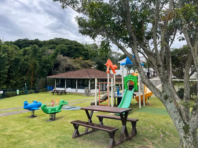 Venta de Casa moderna en Heredia, Ulloa