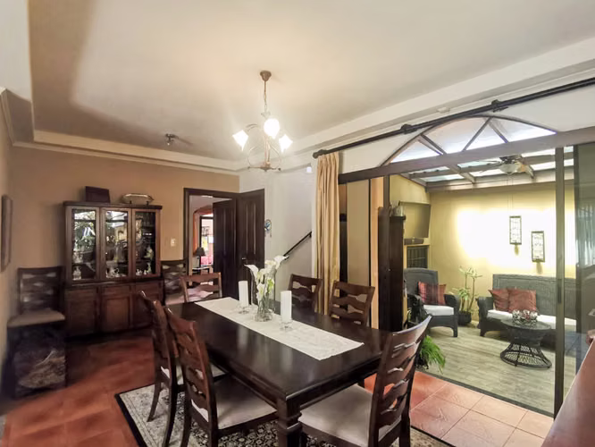 Se vende casa - Condominio Villas de Robledal, San Antonio de Belén (MB)