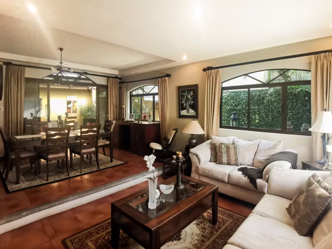 Se vende casa - Condominio Villas de Robledal, San Antonio de Belén (MB)