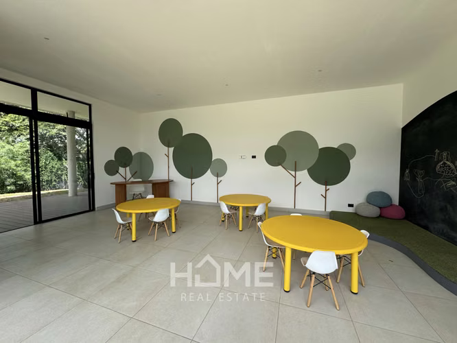 Casa en Alquiler en Lindora con gran patio moderna y NUEVA $2850 - Imagen 7