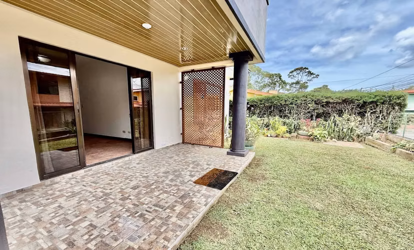 Se alquila casa Una planta Condominio en San Rafael Montes de Oca