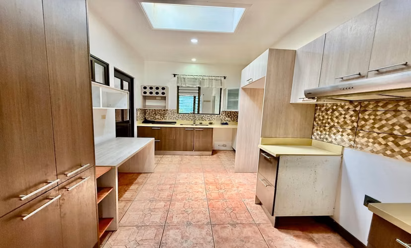 Se alquila casa Una planta Condominio en San Rafael Montes de Oca