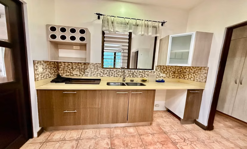 Se alquila casa Una planta Condominio en San Rafael Montes de Oca