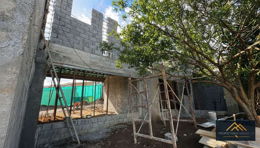 Últimas 5 casas en Tres Ríos Centro: 3 dormitorios, 2.5 baños y 2 estacionamientos. ¡Reserve la suya!