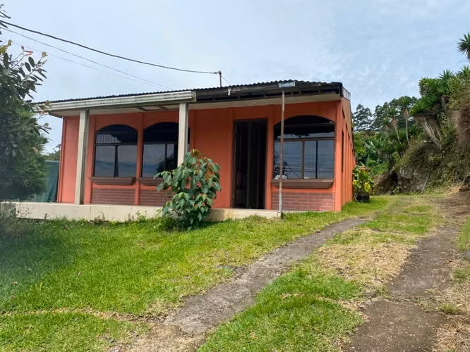 Casa en venta en Cervantes, Cartago