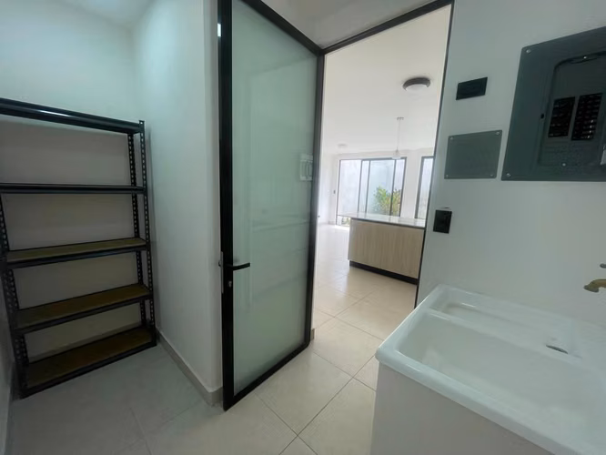 Linda casa contemporánea , nueva lista a pasarse