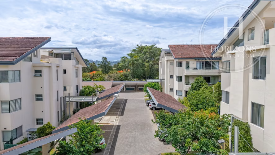 Penthouse en Venta en Condominio Veredas del Río en Piedades de Santa NJA1403JM