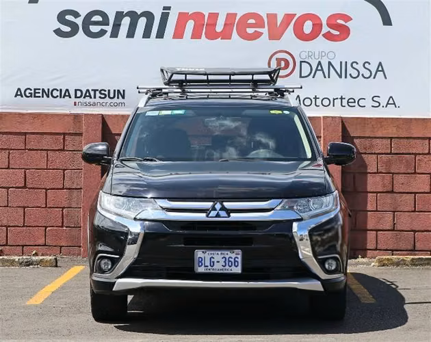 MITSUBISHI OUTLANDER 2017 AUTOMÁTICA GASOLINA NEGRO - Imagen 2
