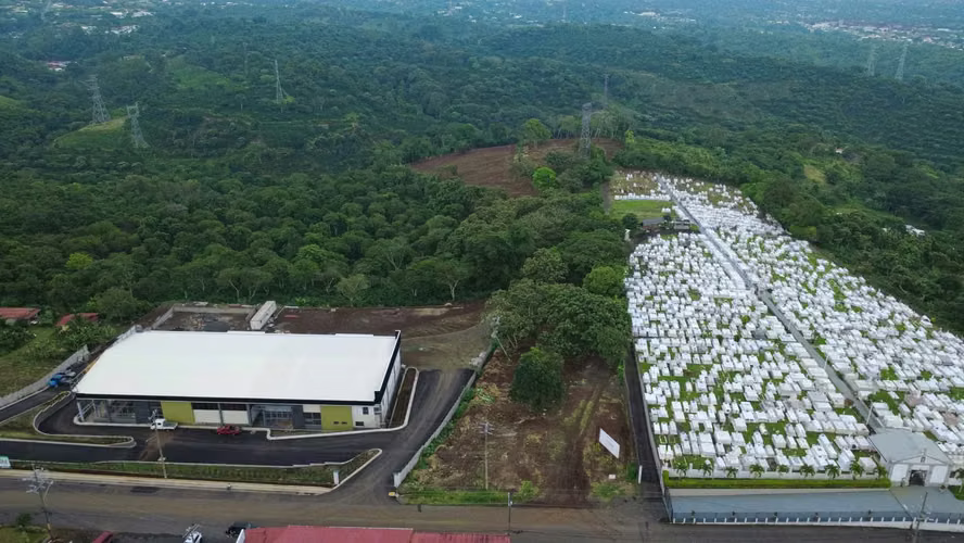 Terreno en Venta en el Centro de Naranjo – 63,045 m² para Desarrollo Comercial o Industrial