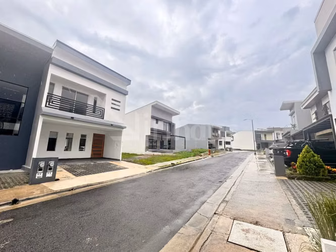 Casa Nueva, en Condominio id#42452