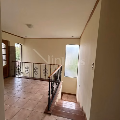 id 40002  Venta de Hermosa Casa en Condominio en Freses