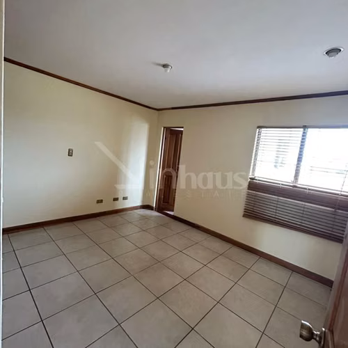 id 40002  Venta de Hermosa Casa en Condominio en Freses