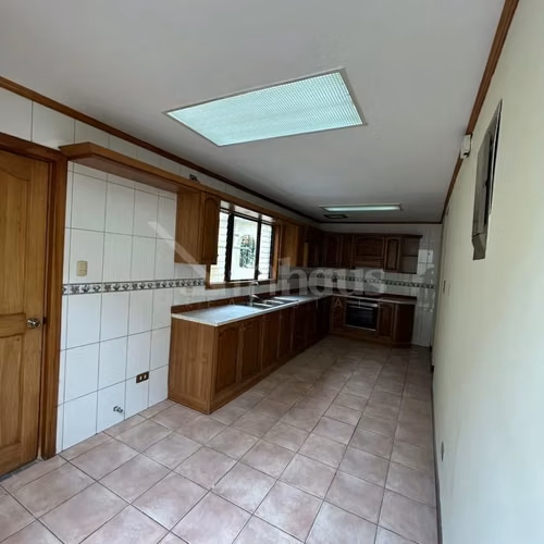 id 40002  Venta de Hermosa Casa en Condominio en Freses