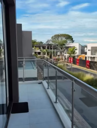 Alquiler de Hermosa Casa Nueva – Lindora Villaje. - Imagen 8