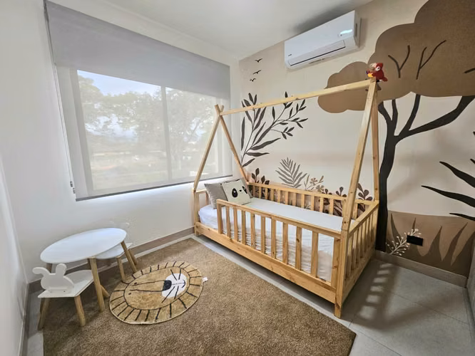 Alquiler de Hermosa Casa Nueva – Lindora Villaje. - Imagen 9