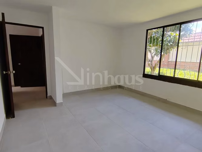 id 38201 En venta amplia casa de una planta en Curridabat por Plaza del Sol - Imagen 9