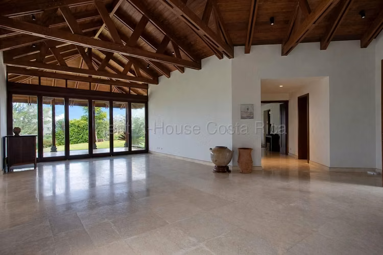 Casa en Venta en Condominio Monterán - Ultra Lujo, Exclusividad y Vista Panorámica al Campo de Golf