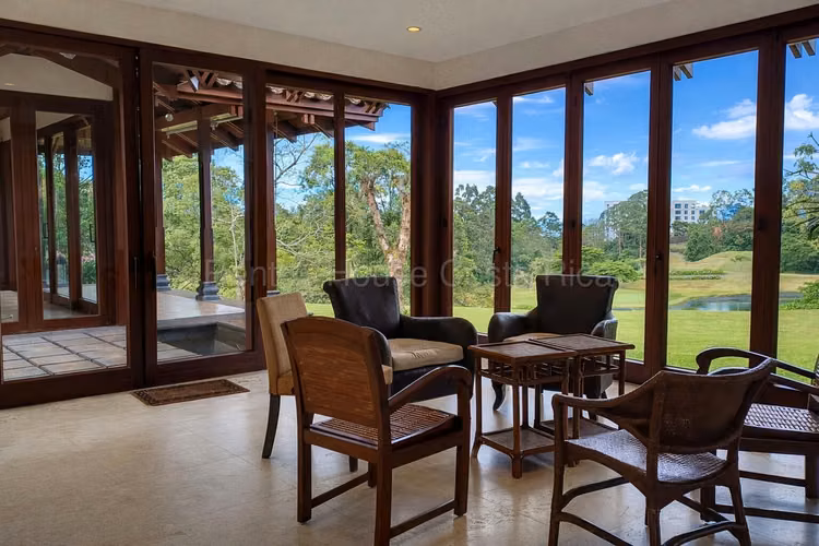 Casa en Venta en Condominio Monterán - Ultra Lujo, Exclusividad y Vista Panorámica al Campo de Golf