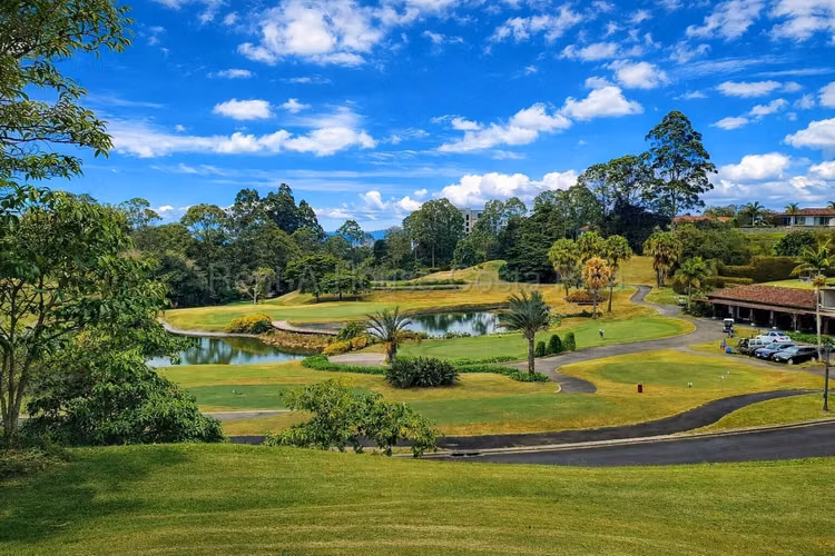 Casa en Venta en Condominio Monterán - Ultra Lujo, Exclusividad y Vista Panorámica al Campo de Golf