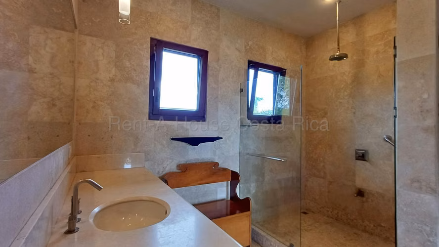 Casa en Venta en Condominio Monterán - Ultra Lujo, Exclusividad y Vista Panorámica al Campo de Golf