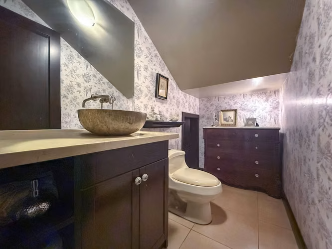 VENTA DE CASA EN SOLAR DEL VALLE CON AMPLÍO JARDÍN