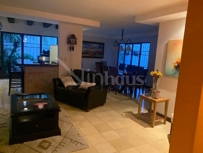 id 38225 Venta de Casa en Condominio en Residencial