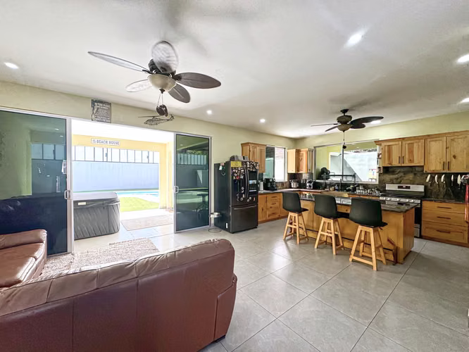 Casa Belen Cariari one-level home with pool