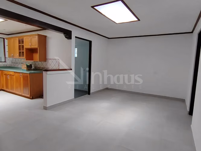 id 38201  En venta amplia casa de una planta en Curridabat por Plaza del Sol