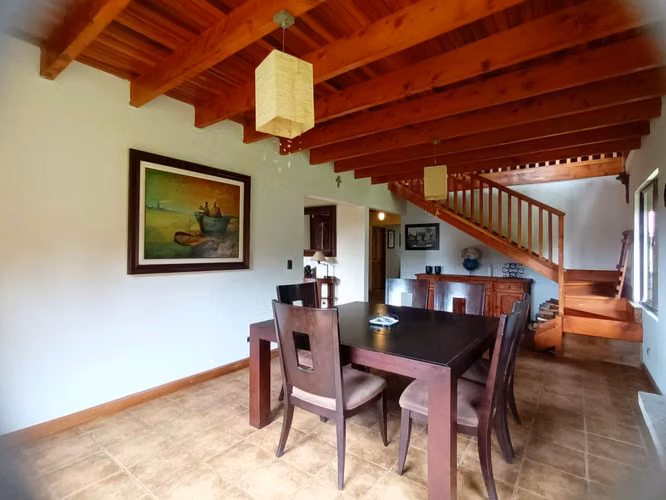 VENTA PROPIEDAD HEREDIA RESIDENCIAL EL TIROL
