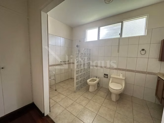 Alquiler de Casa Uso de Suelo Mixto - Imagen 11