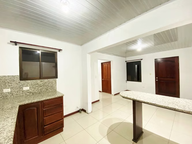 Departamento en alquiler con baja de precio en Heredia