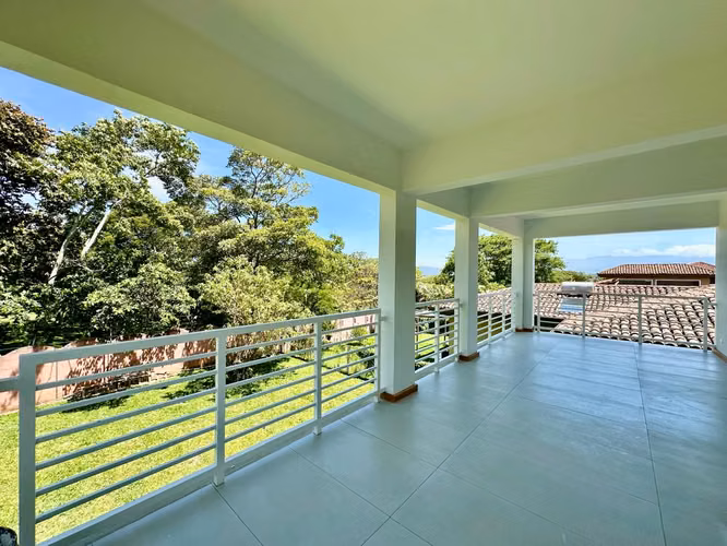 La Guácima - Casa a estrenar de 4 habitaciones +Servicio + Patio y Terraza- 415mt - Imagen 18