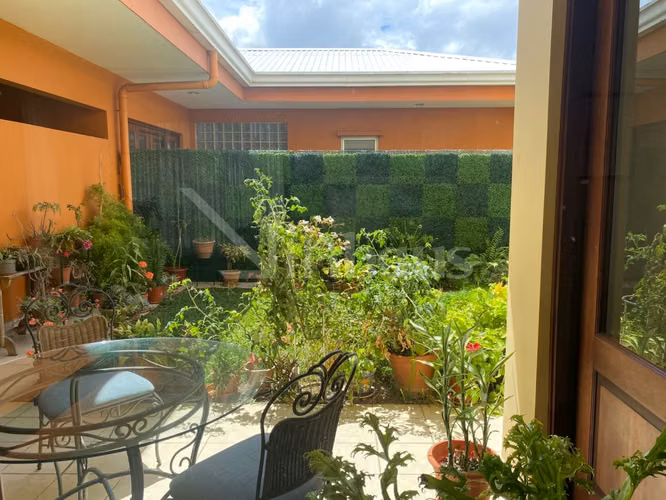 id # 41930 Venta casa en Residencial Altamonte