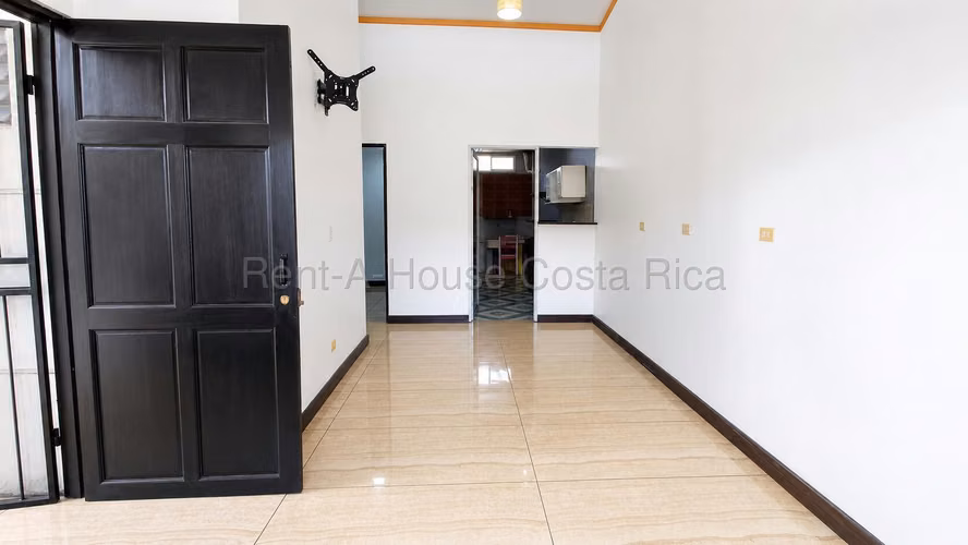 Casa en Venta en Condominio - Agua Caliente, Cartago